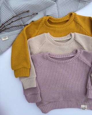 Novinka! Konečně vám s radostí můžeme představit naši novinku - bavlněné svetříky! Tyhle měkoučké a stylové oversize...